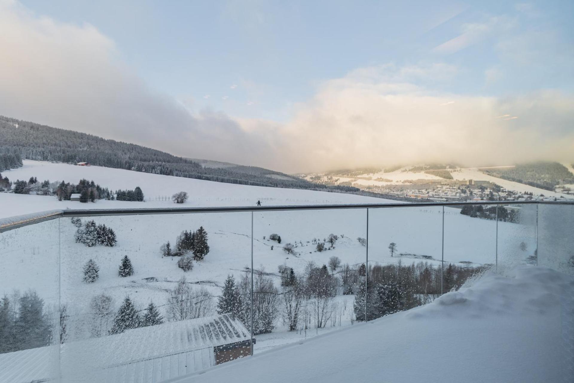 Apartmany Vista Klinovec Loučná pod Klínovcem Buitenkant foto