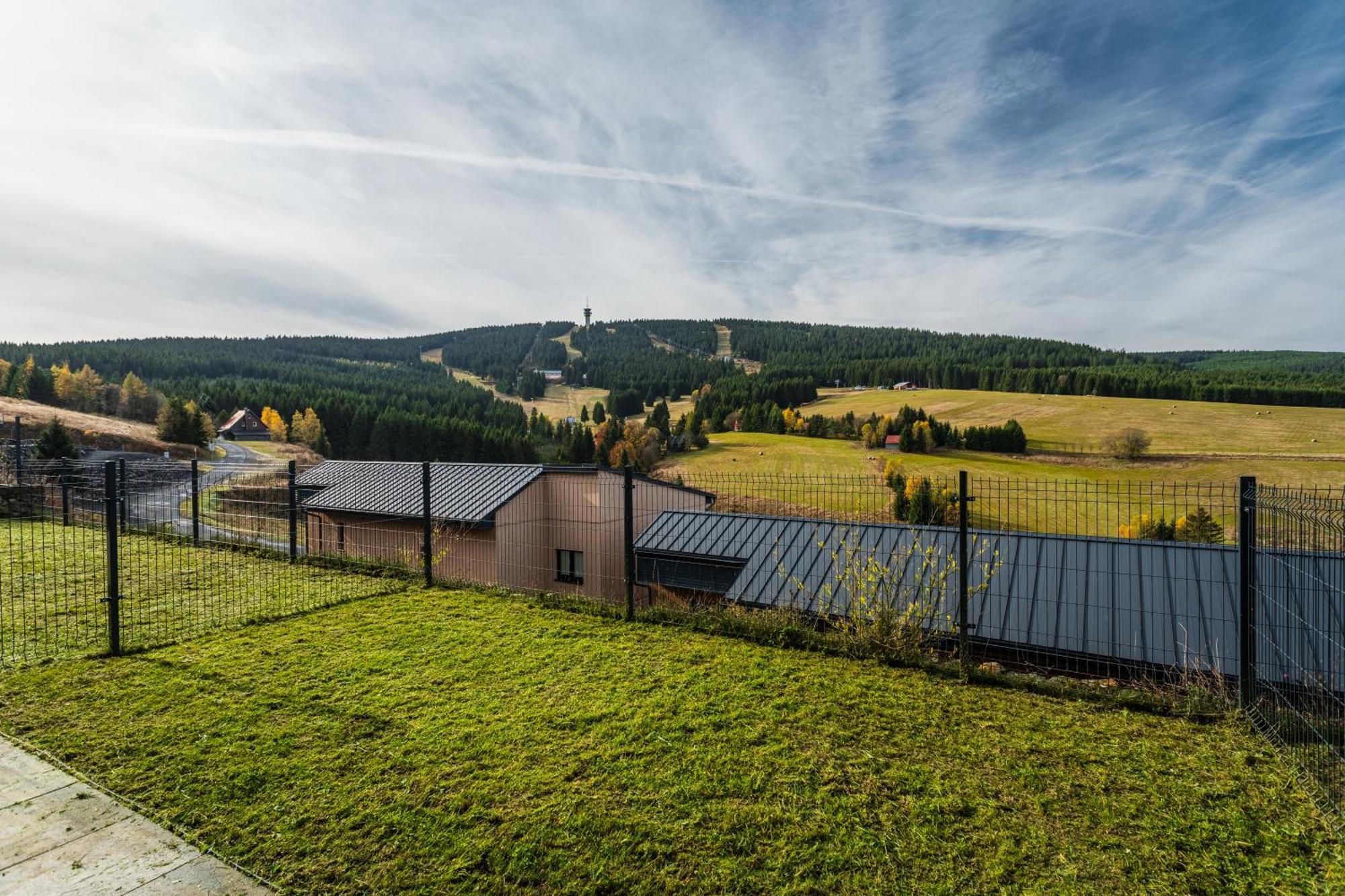 Apartmany Vista Klinovec Loučná pod Klínovcem Buitenkant foto