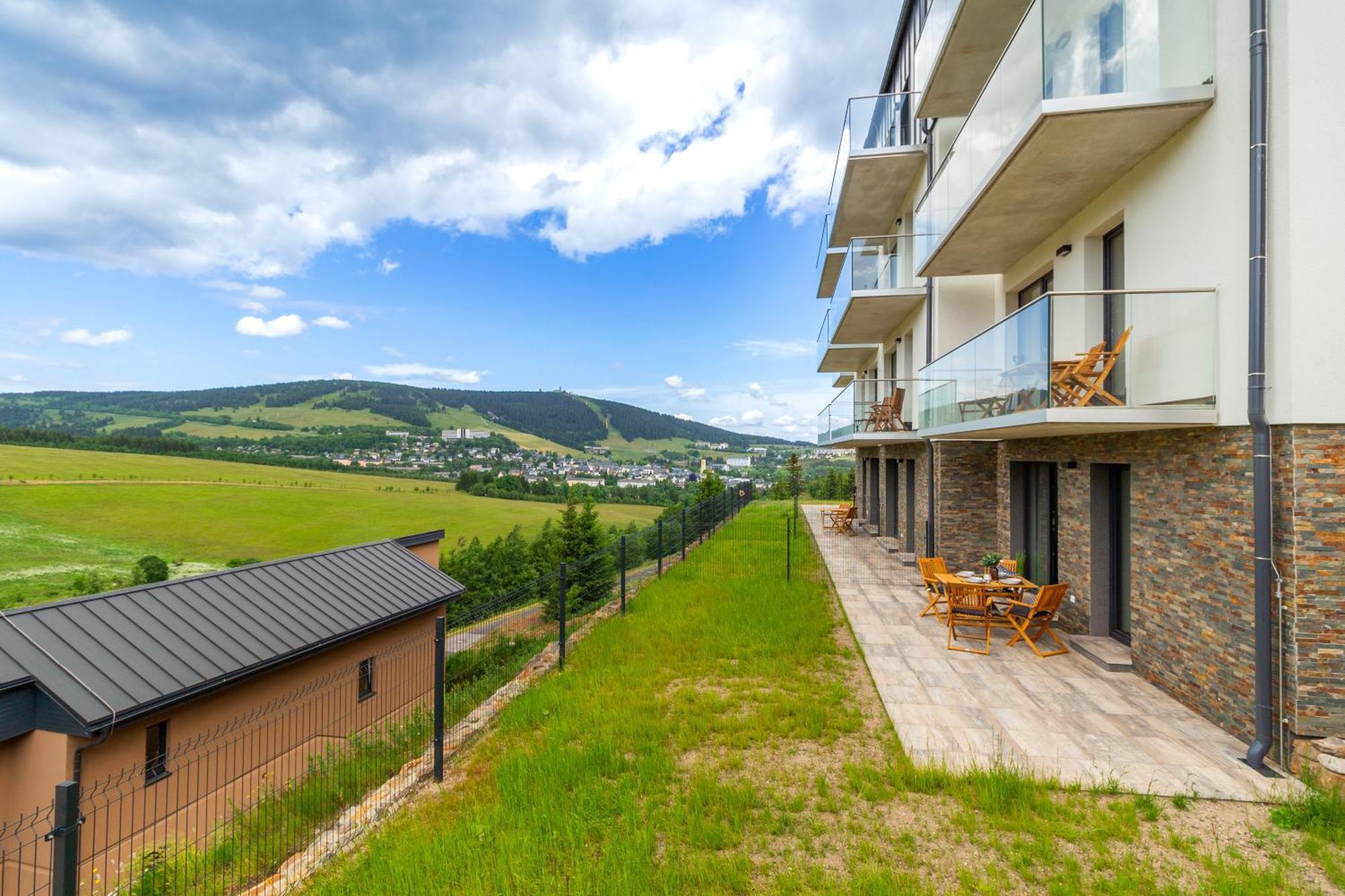 Apartmany Vista Klinovec Loučná pod Klínovcem Buitenkant foto
